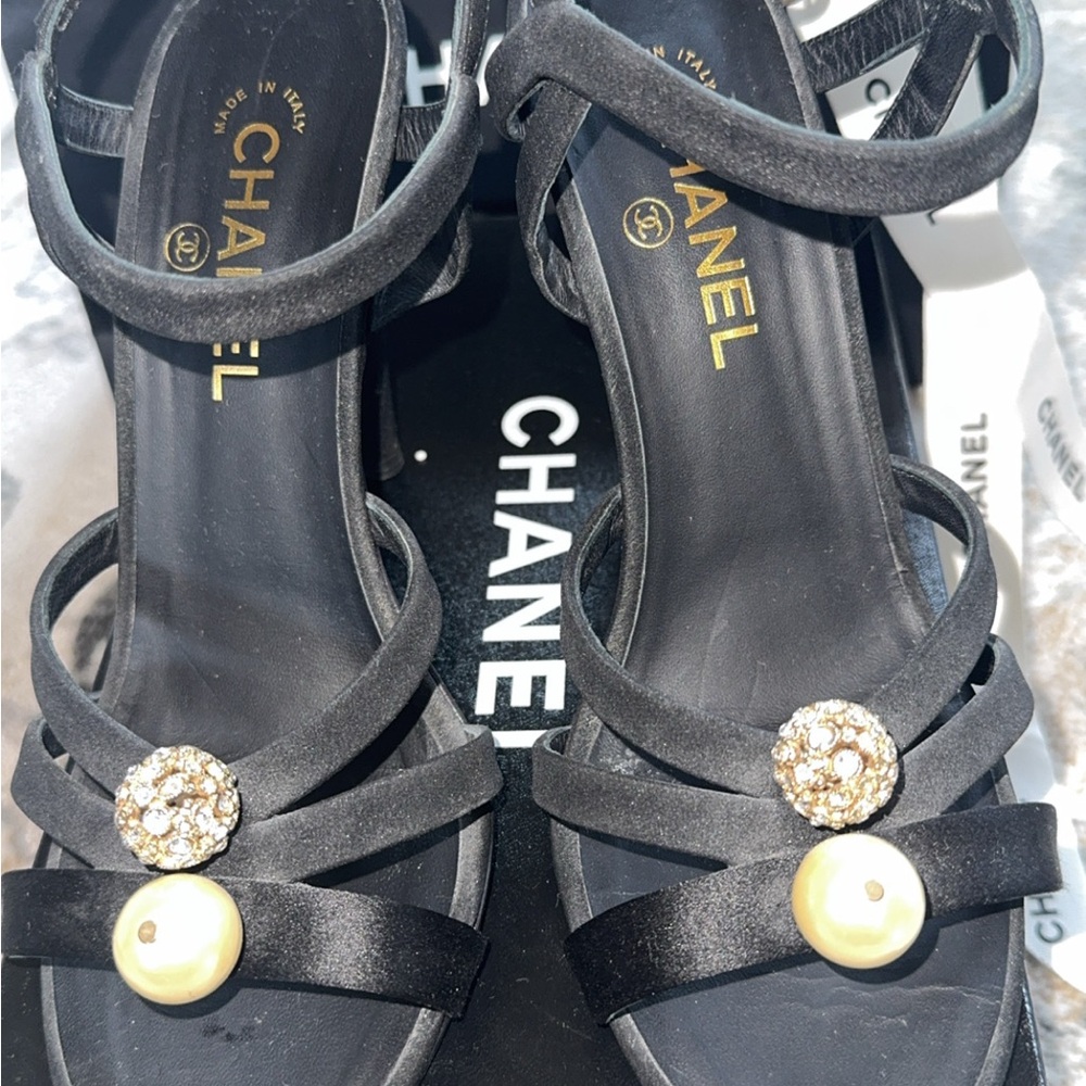 Chanel Black Women's Sandals